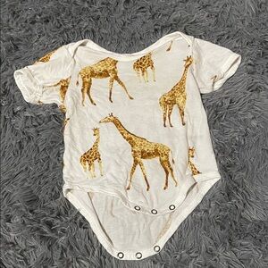 Milkbarn Cream and Brown Giraffe Bodysuit
